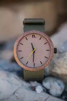 Męski zegarek z drewna z materiałowym paskiem Biżuteria i zegarki Zegarki