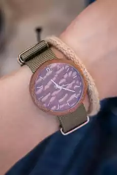 Oryginalny zegarek z drewna z wyjątkowa tarczą w cętki Biżuteria i zegarki Zegarki