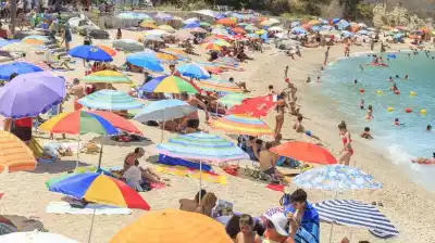  Tam Polacy najchętniej wyjeżdżają na wakacje w sierpniu. Boom na zagraniczne wczasy 