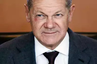  Olaf Scholz zgodził się na zaostrzenie przepisów azylowych UE. Nie będzie niemieckiego weta w Brukseli