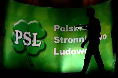 partie prawicowe, partia chłopska, polityka prorodzinna, wsparcie dla rolników, wsparcie dla rolnictwa, partie polityczne w pols PSL - Polskie Stronnictwo Ludowe